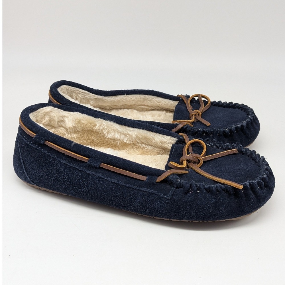 Minnetonka Cally Slipper Women Sz 8W Navy Blue Suede Faux Fur Moccasin Cabincore